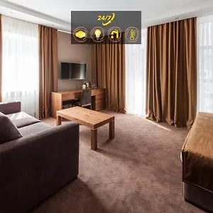 فندق كريستال, كييف
