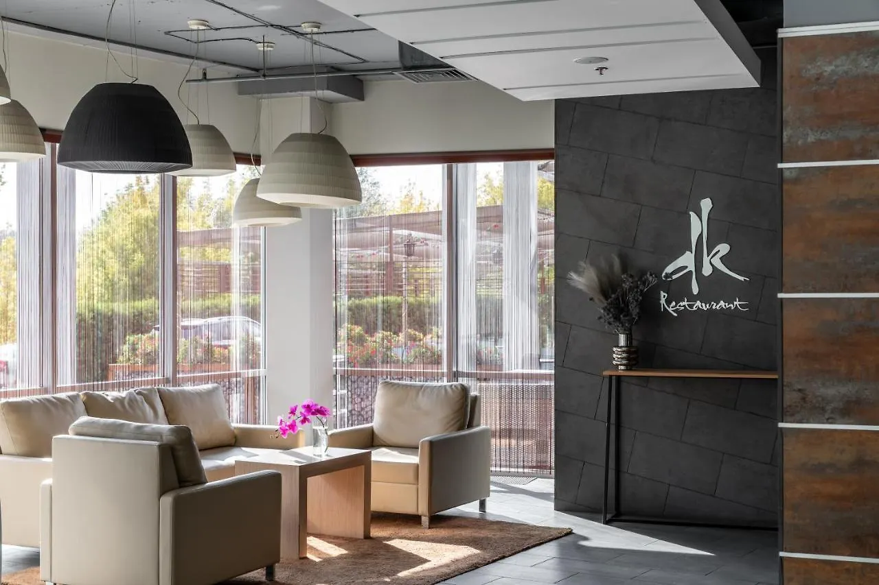 Ramada Encore Kijów 4*,