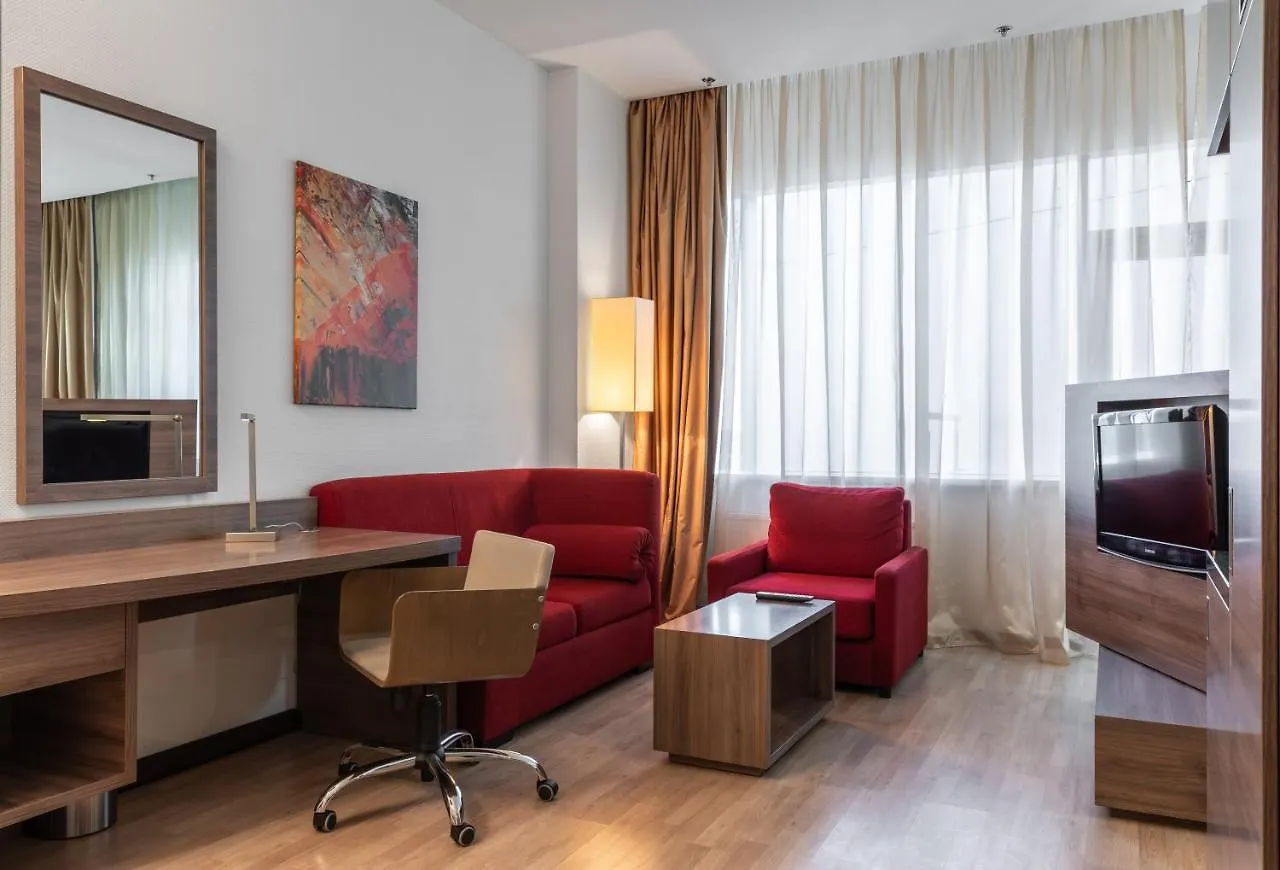 **** Hotel Ramada Encore Kijów Ukraina
