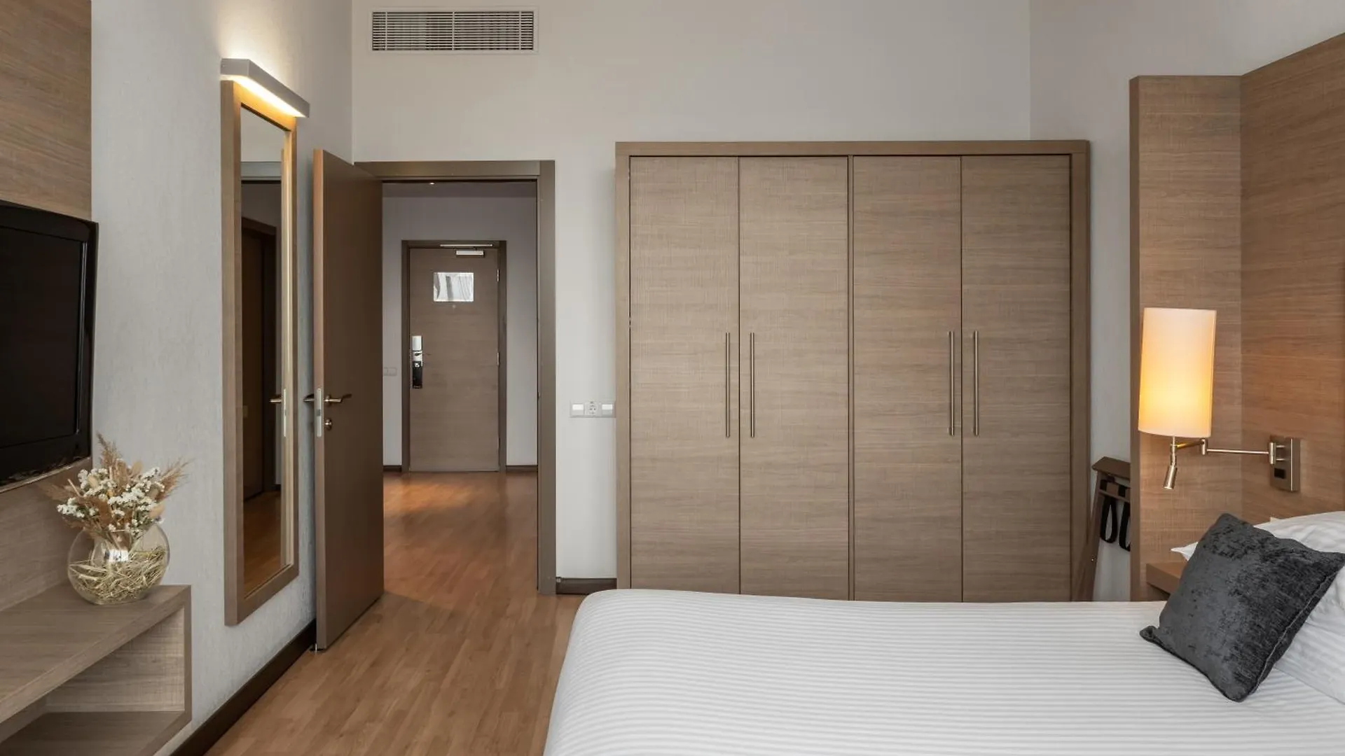 **** Hotel Ramada Encore Kijów Ukraina
